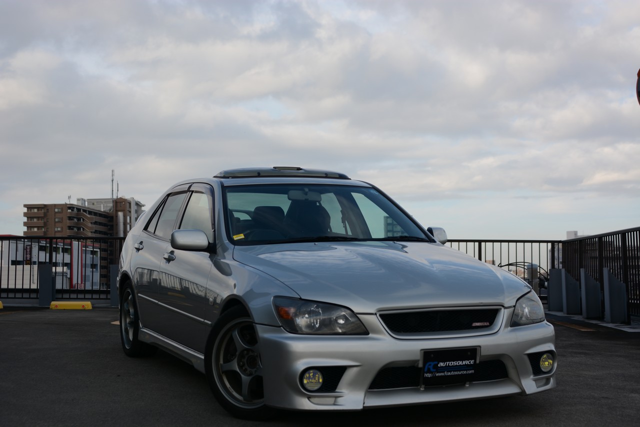 Super clean Toyota Altezza 6spd Beams Yamaha 3S-GE Engline! Sunroof! TRD!